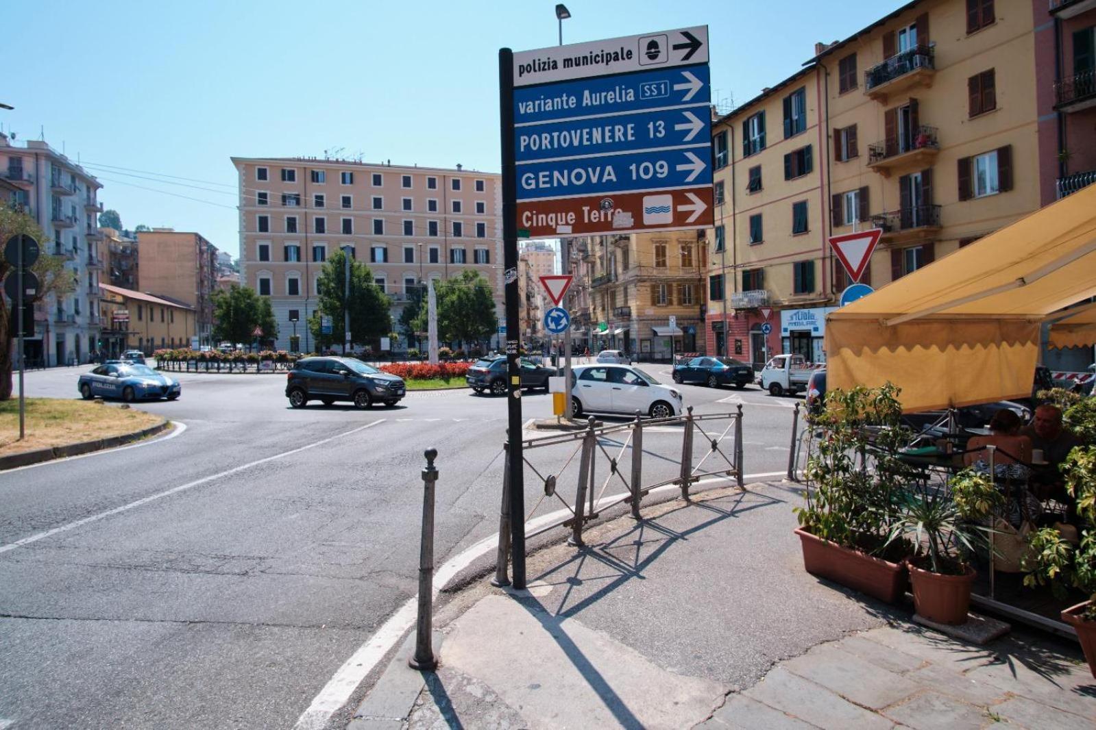 Cinque Terre Bridge Apartment La Spezia Exterior photo